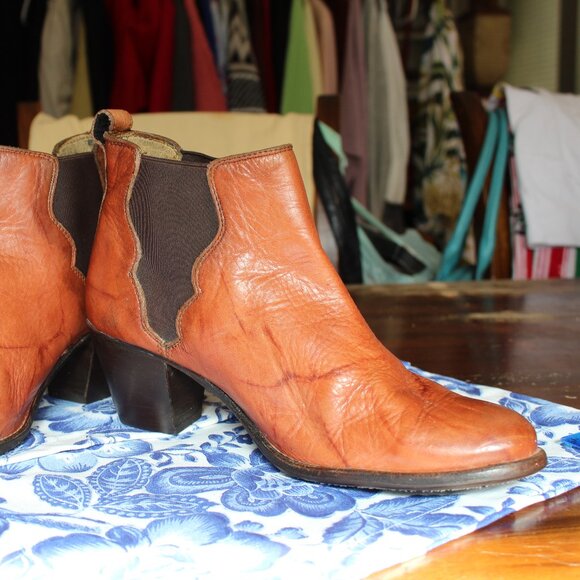 Frye Western Booties Size 9.5 Women's Leather British Tan Stacked Heel EUC Cute! - Picture 10 of 16